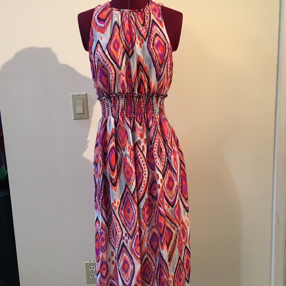 Trina Turk Mao Smocked Midi Dress - Picture 9 of 10
